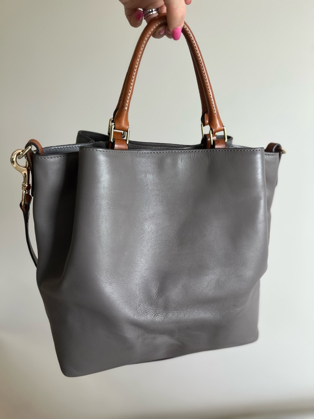 Dooney & Bourke Smooth Leather Large Dawson Bag and Wallet Set - Picture 8 of 15